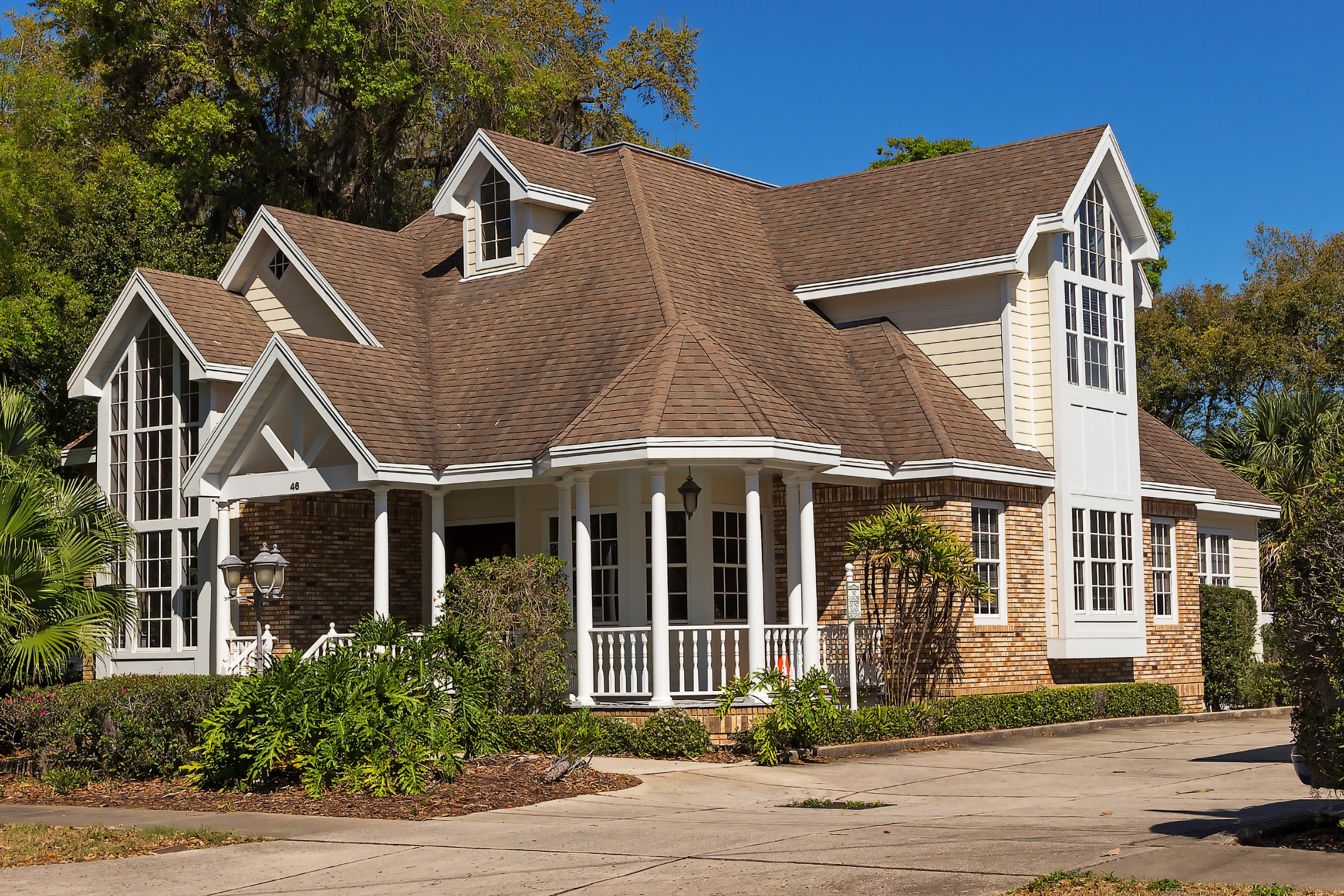 5 Signs You Need a New Roof
